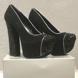 FRH Black platform heels